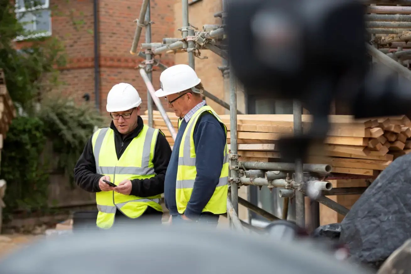 Video: CausewayOne Attendance Enables Contractors to Digitise Site Management