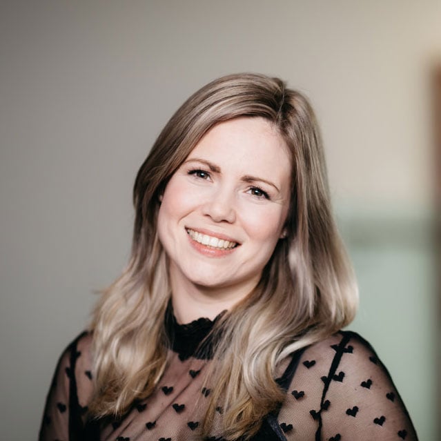 Vicki-Reynolds-Deconstructing-Digital