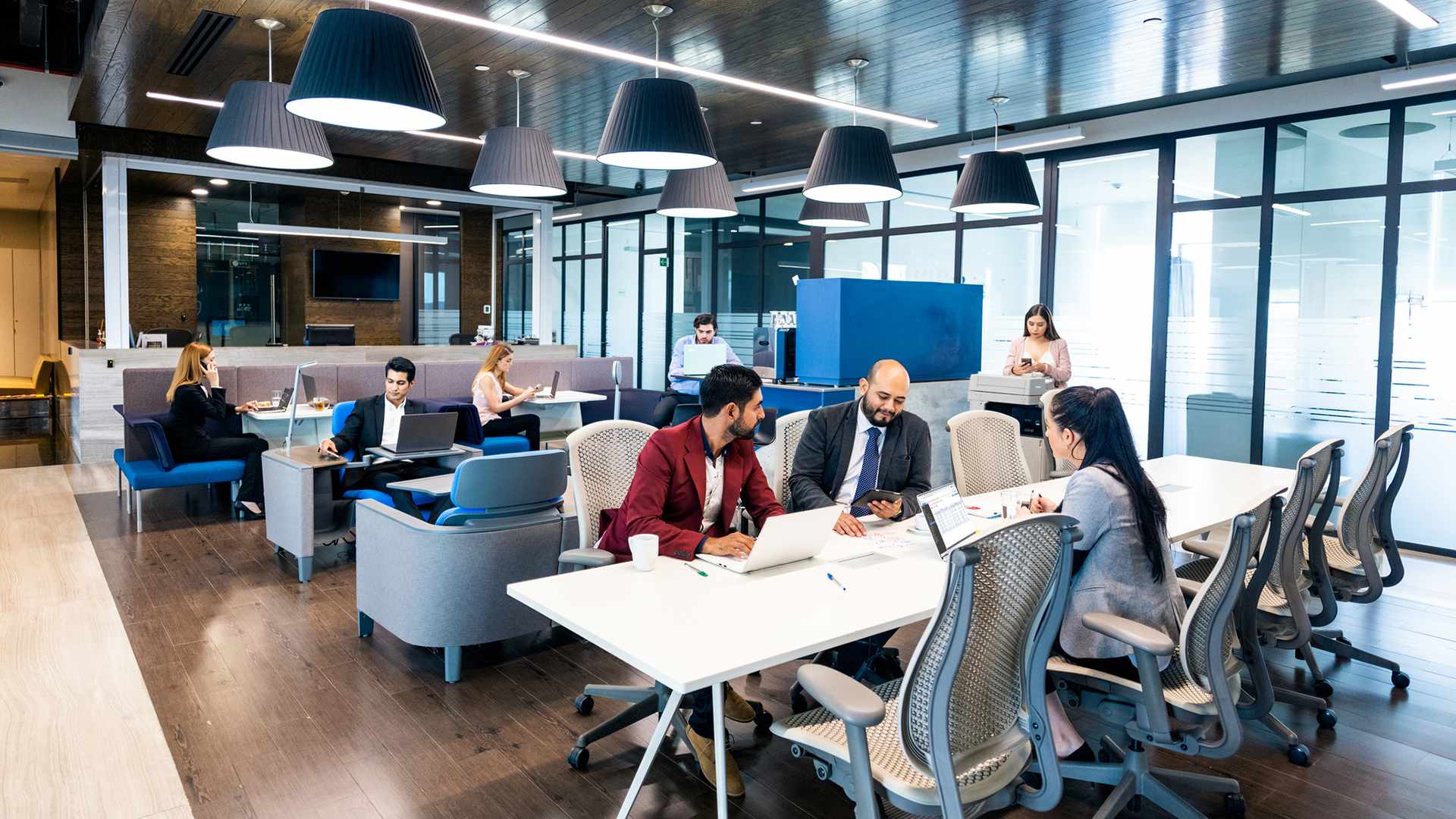 Prompt and proper payments with CausewayOne e-Invoicing